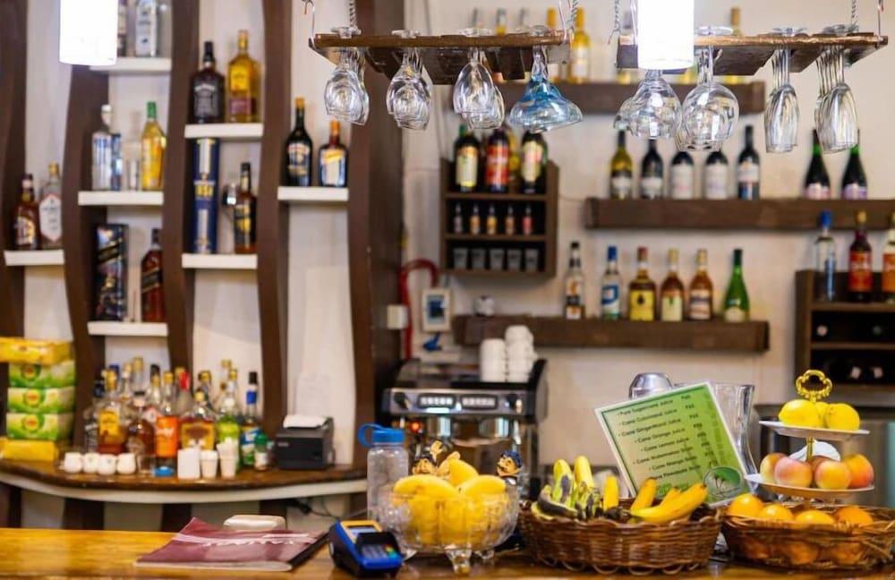 埃森西亚酒店 杜马格特 外观 照片